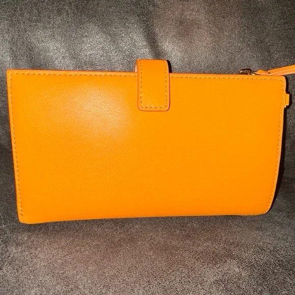 BNWT MARC JACOBS WALLET/WRISTLET - THE MARC - PICK ONE - Picture 3 of 7
